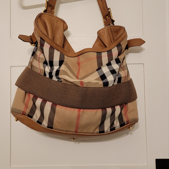 Burberry handbag - Picture 10 of 16